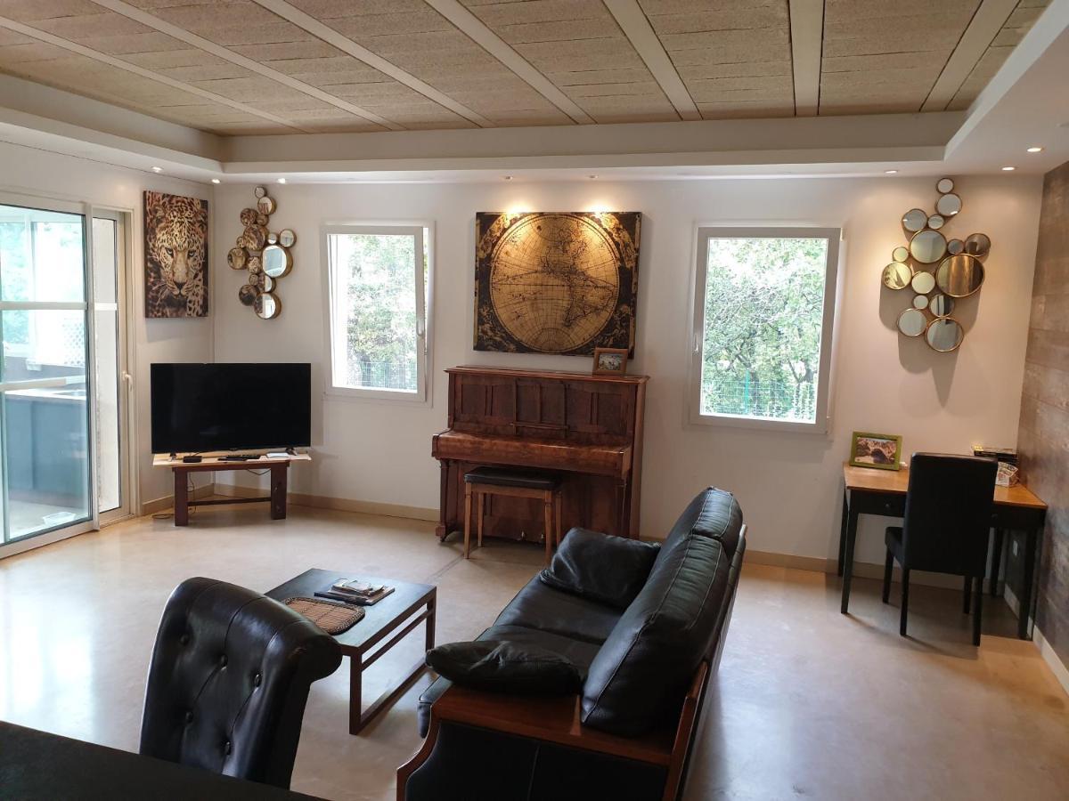 Le Clos Du Grand Chene - Gites 4 Etoiles - Saint-Marcel-d'Ardeche ภายนอก รูปภาพ